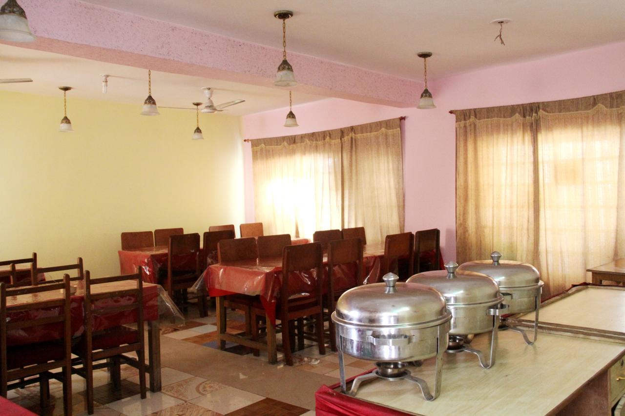 Butterfly Hotel Srīnagar Exterior foto