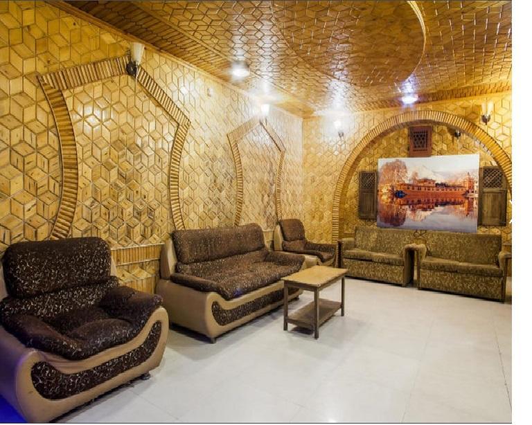 Butterfly Hotel Srīnagar Exterior foto